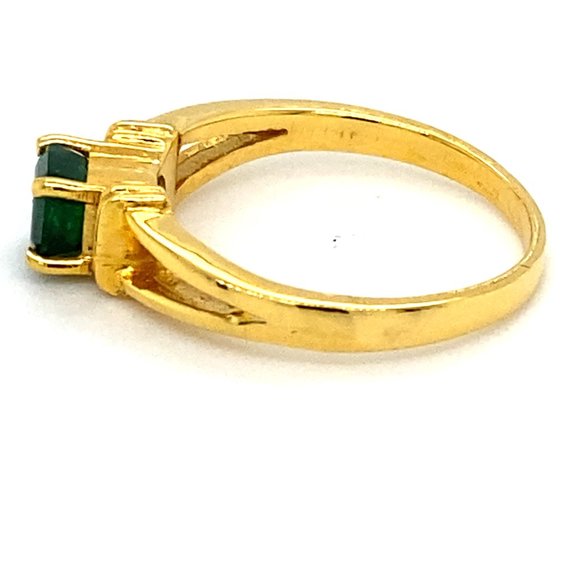 Columbian Emerald .75ct Solid 18K Yellow Gold Ring - Picture 6 of 7
